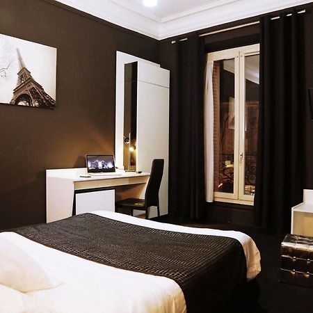 Hotel De L'Exposition - Republique Париж Екстериор снимка
